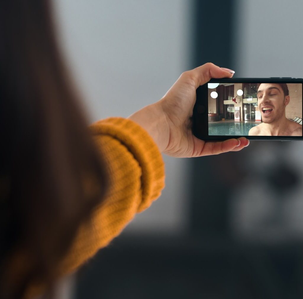 Woman Talking Smartphone Videocall With Boyfriend 2024 03 19 18 44 39 Utc 1 1024x1013